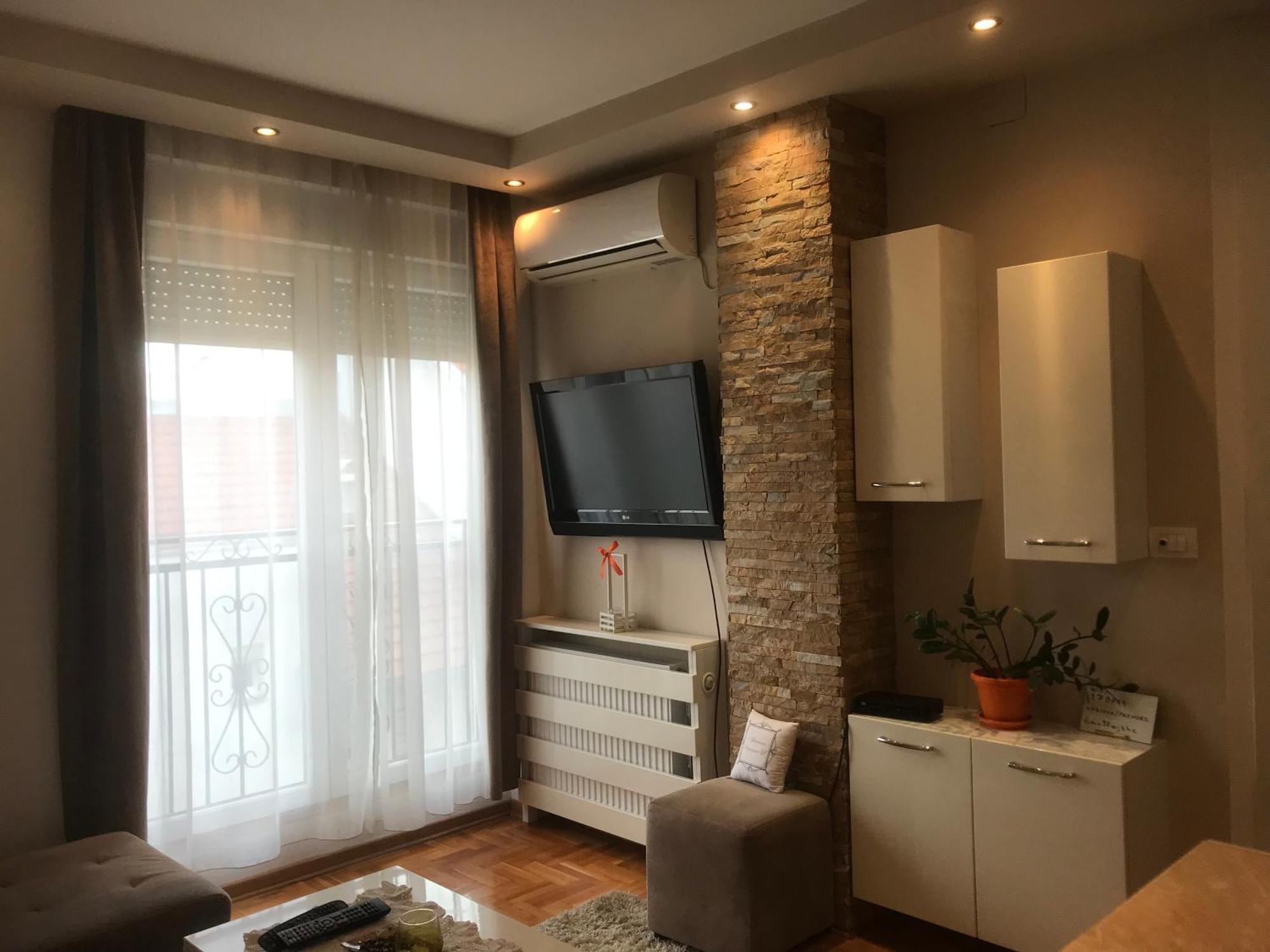 Appartement Stojanovic R Apartman à Novi Sad Extérieur photo